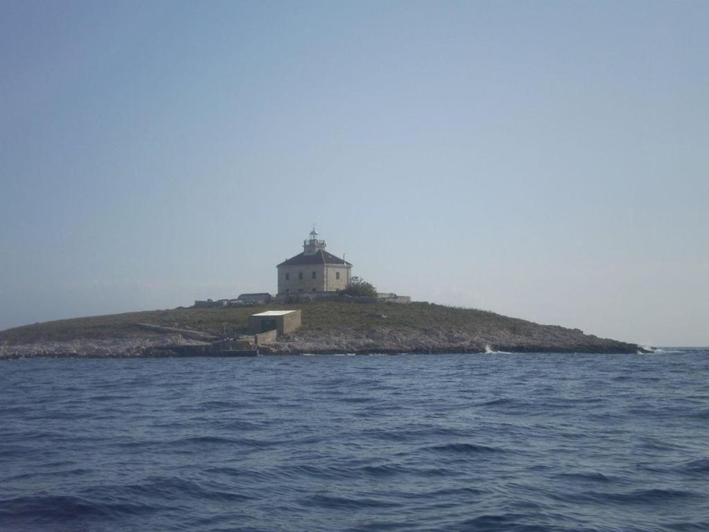 Seabreeze Hvar *