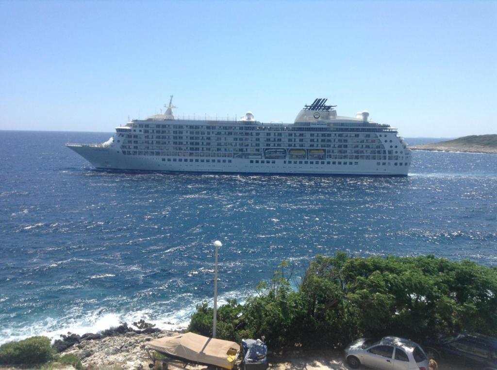 Seabreeze Hvar *