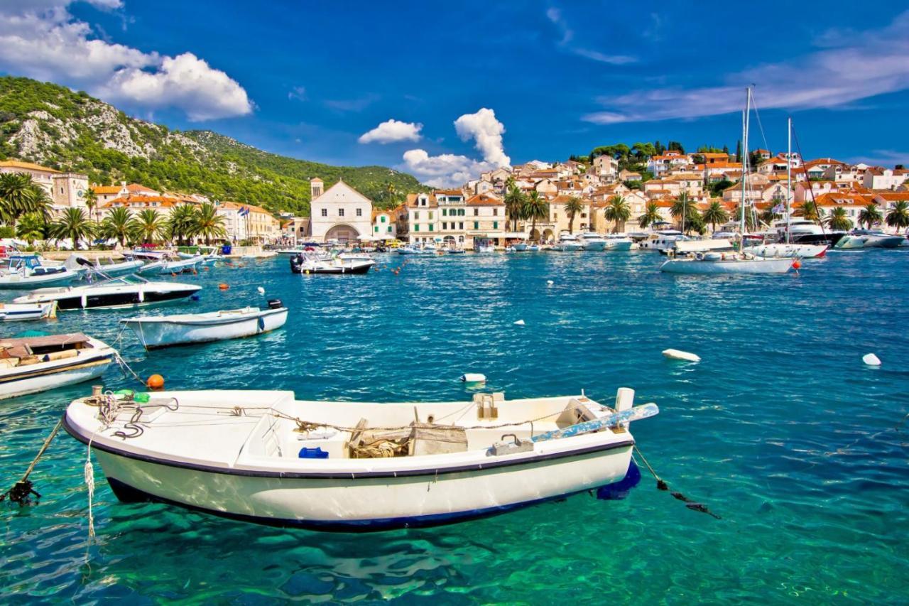 Seabreeze Hvar Appartamento *